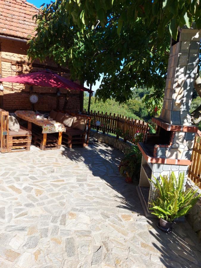 Guest House „Ivanovata house” Yanovets Extérieur photo