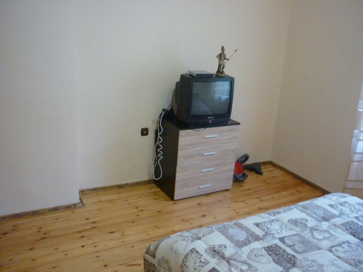 Guest House „Ivanovata house” Yanovets Extérieur photo